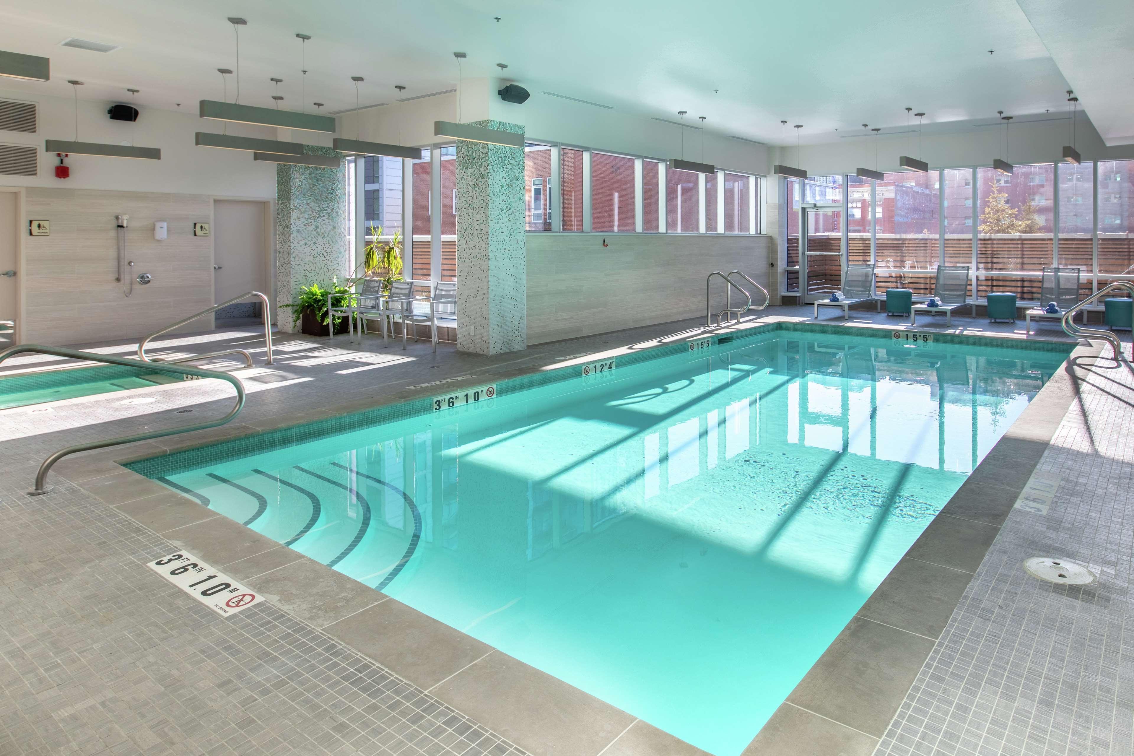Homewood Suites By Hilton Calgary Downtown Hotel 3*
