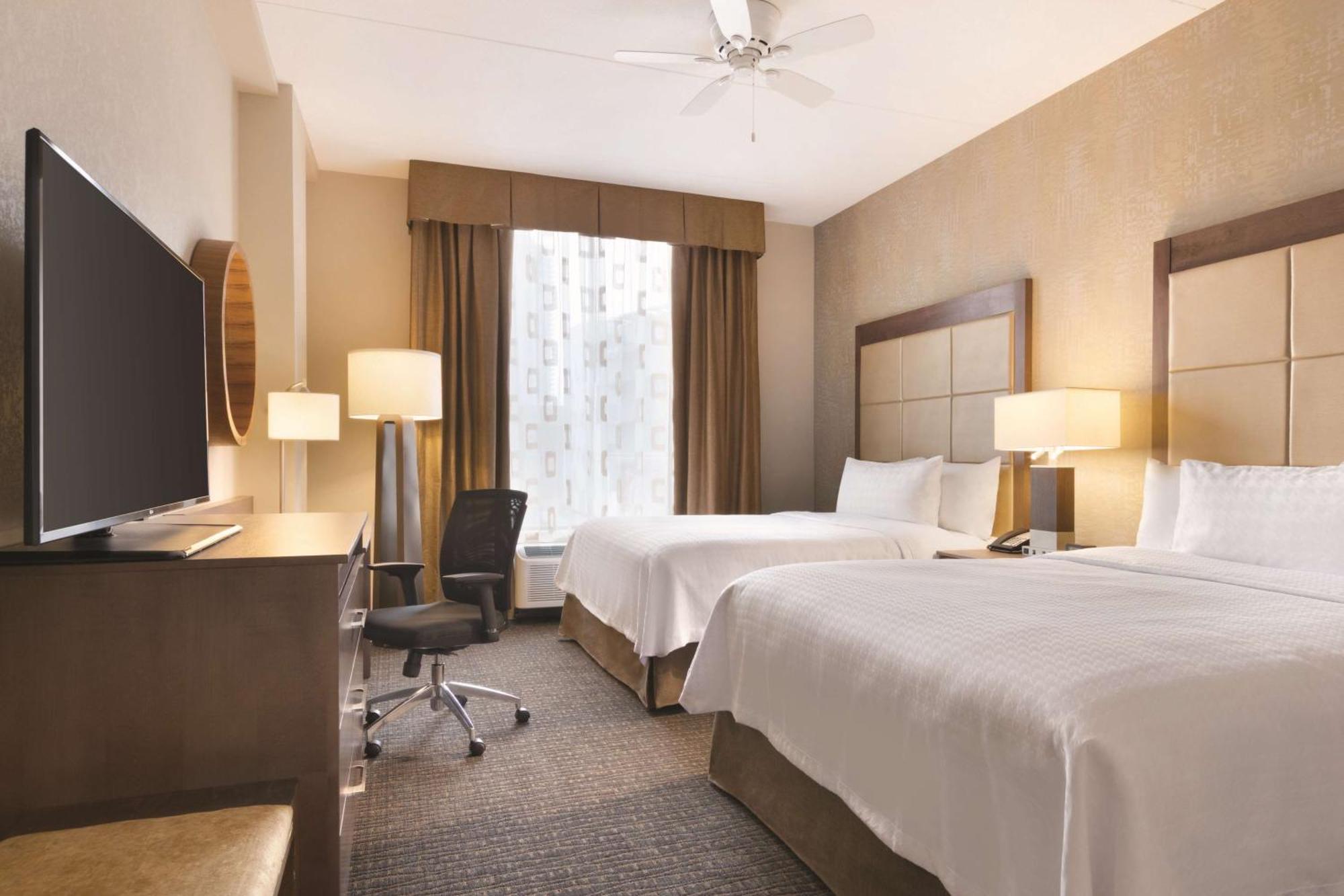 Homewood Suites By Hilton Calgary Downtown Hotel 3*