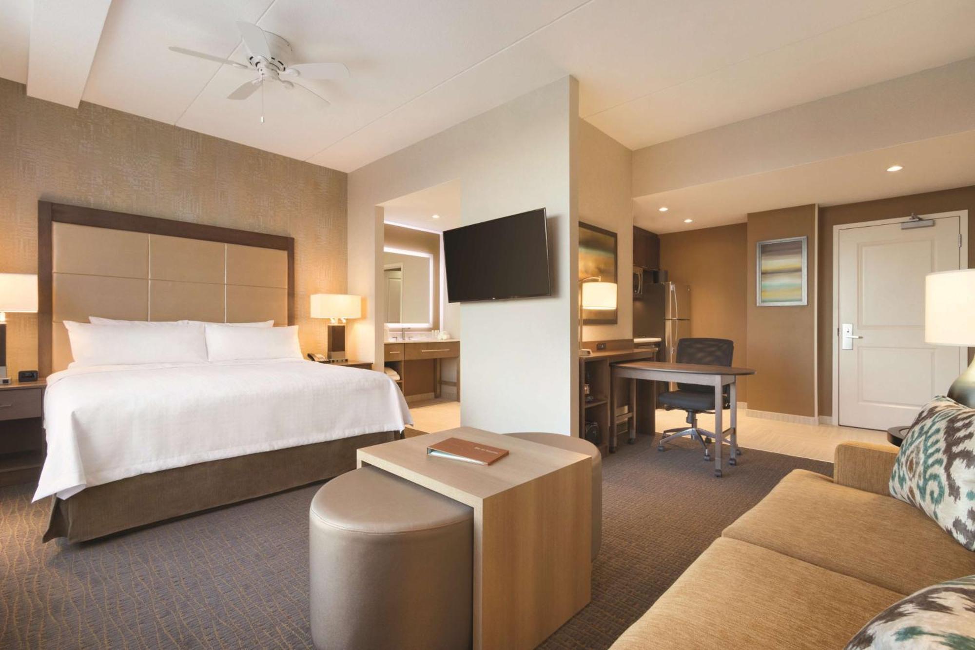 Homewood Suites By Hilton Calgary Downtown Calgary