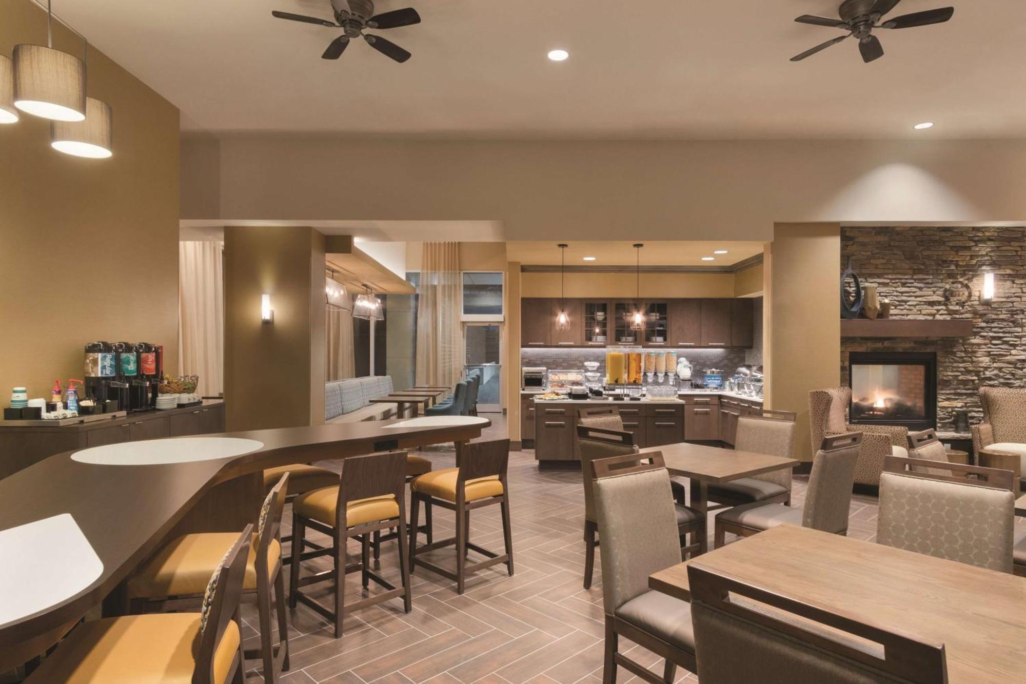 Homewood Suites By Hilton Calgary Downtown
