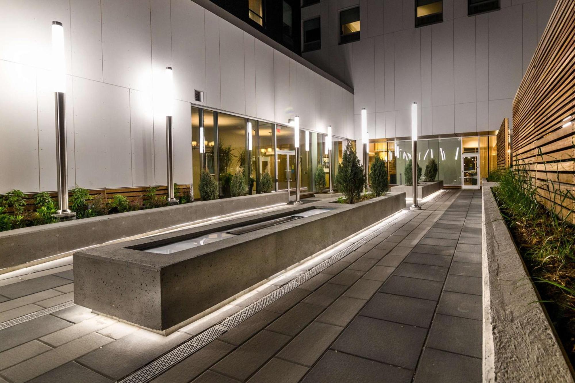 Homewood Suites By Hilton Calgary Downtown 3*