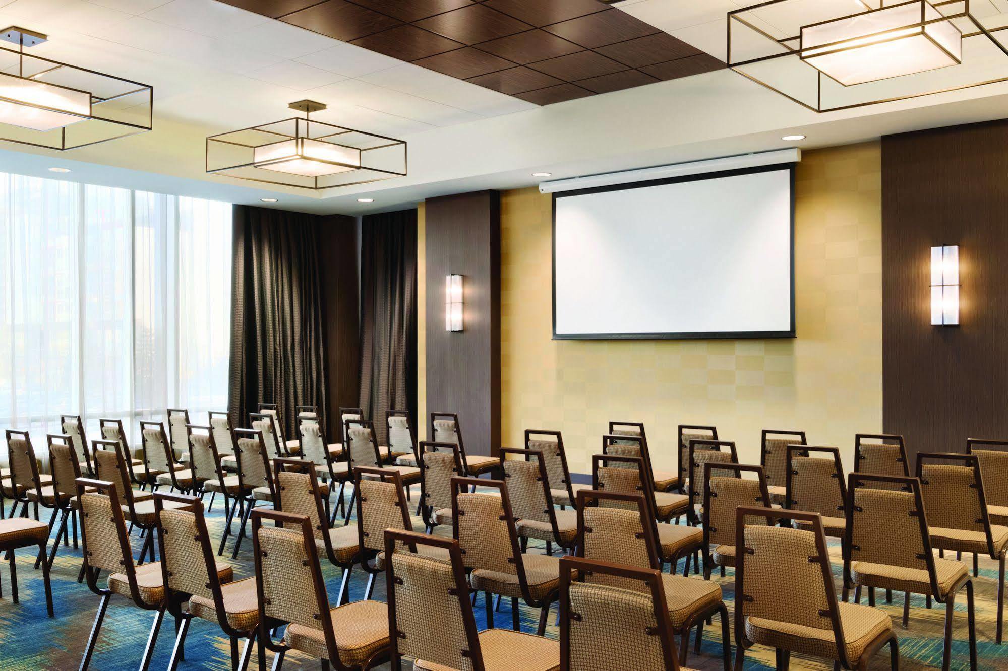 Hotel Homewood Suites By Hilton Calgary Downtown Calgary